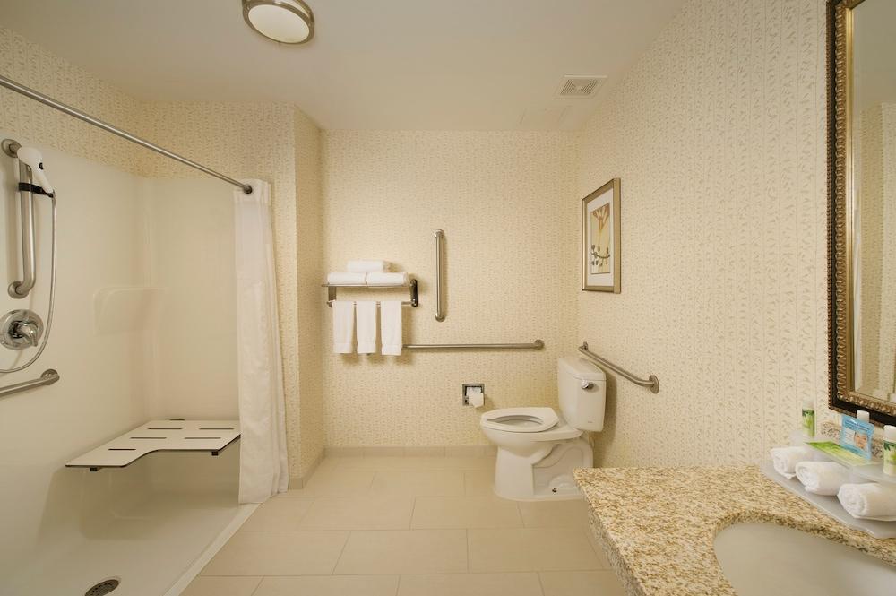 Holiday Inn Express & Suites Alexandria - Fort Belvoir By Ihg Eksteriør bilde