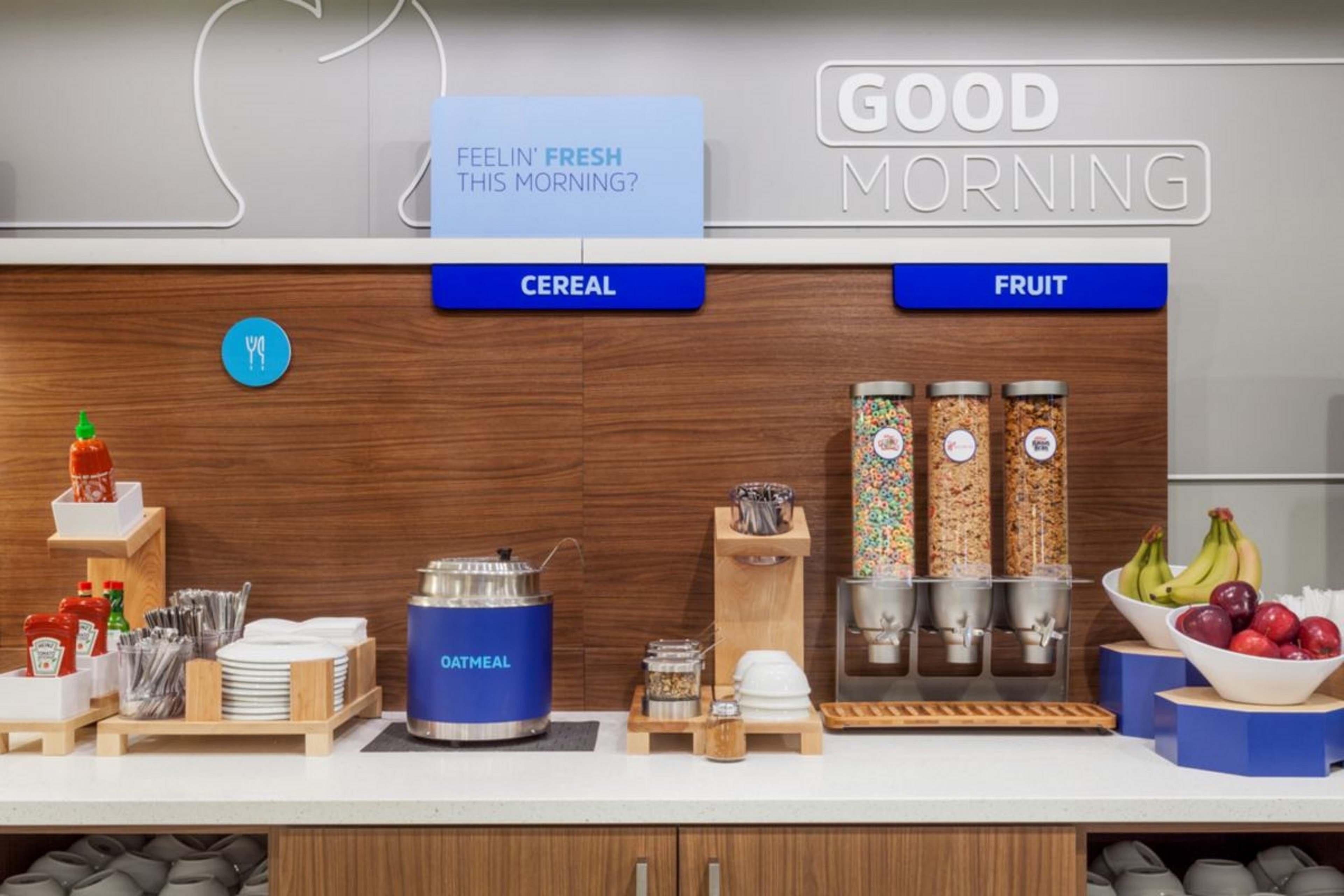 Holiday Inn Express & Suites Alexandria - Fort Belvoir By Ihg Eksteriør bilde