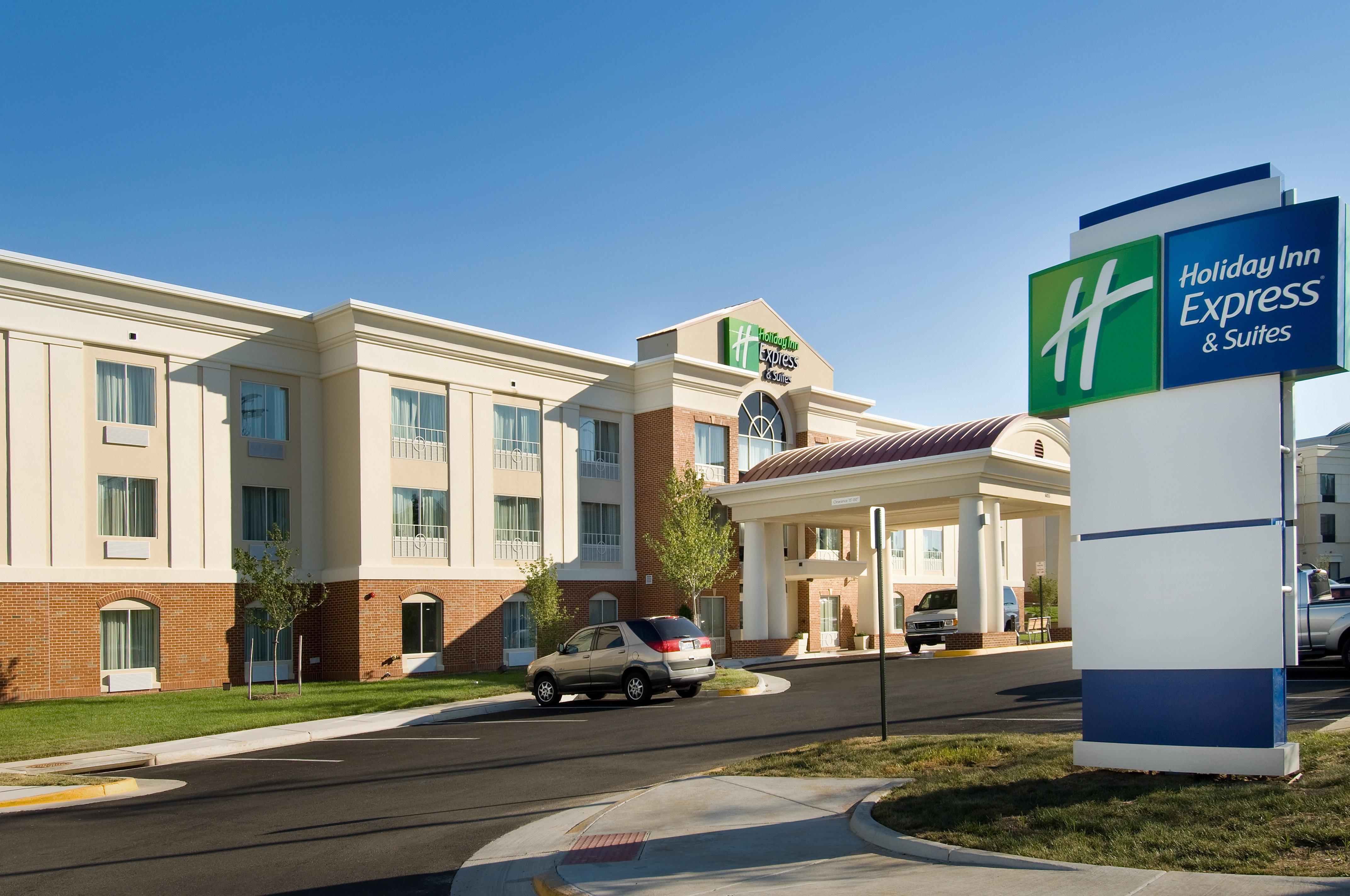 Holiday Inn Express & Suites Alexandria - Fort Belvoir By Ihg Eksteriør bilde