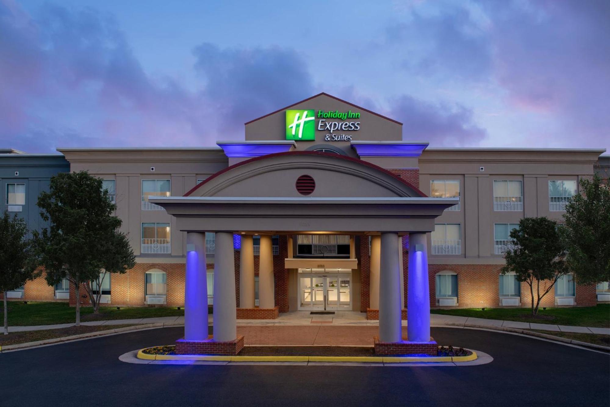 Holiday Inn Express & Suites Alexandria - Fort Belvoir By Ihg Eksteriør bilde